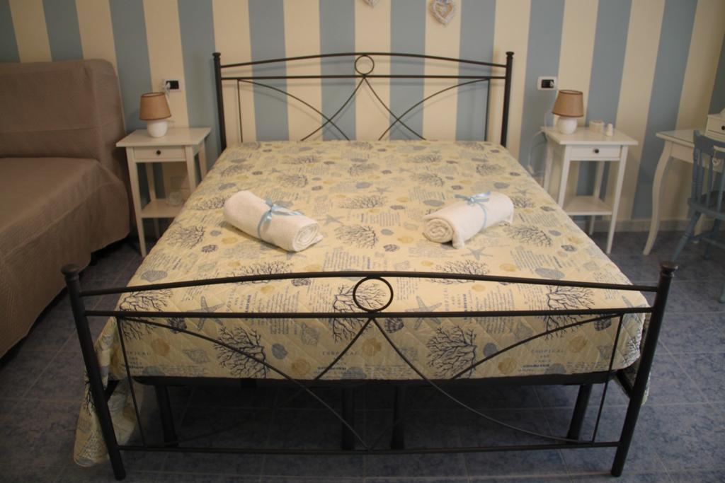 Casa Vacanze Stella Maris Таранто Екстериор снимка